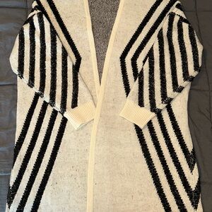 Black Tape_ Black and White Chevron Striped Women's Sweater